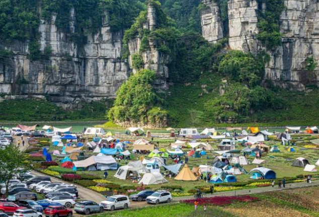 2022年五一劳动节假期周边近郊游 这个五一有草地的地方就有帐篷